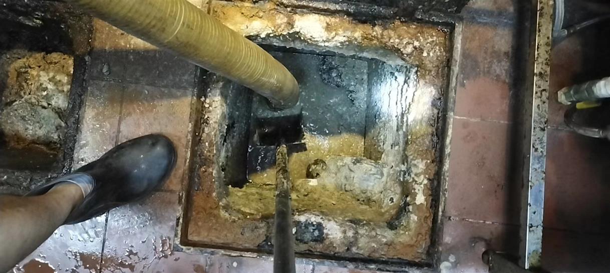 加乐镇污水池清理一般都有毒气，怎么预防中毒呢？