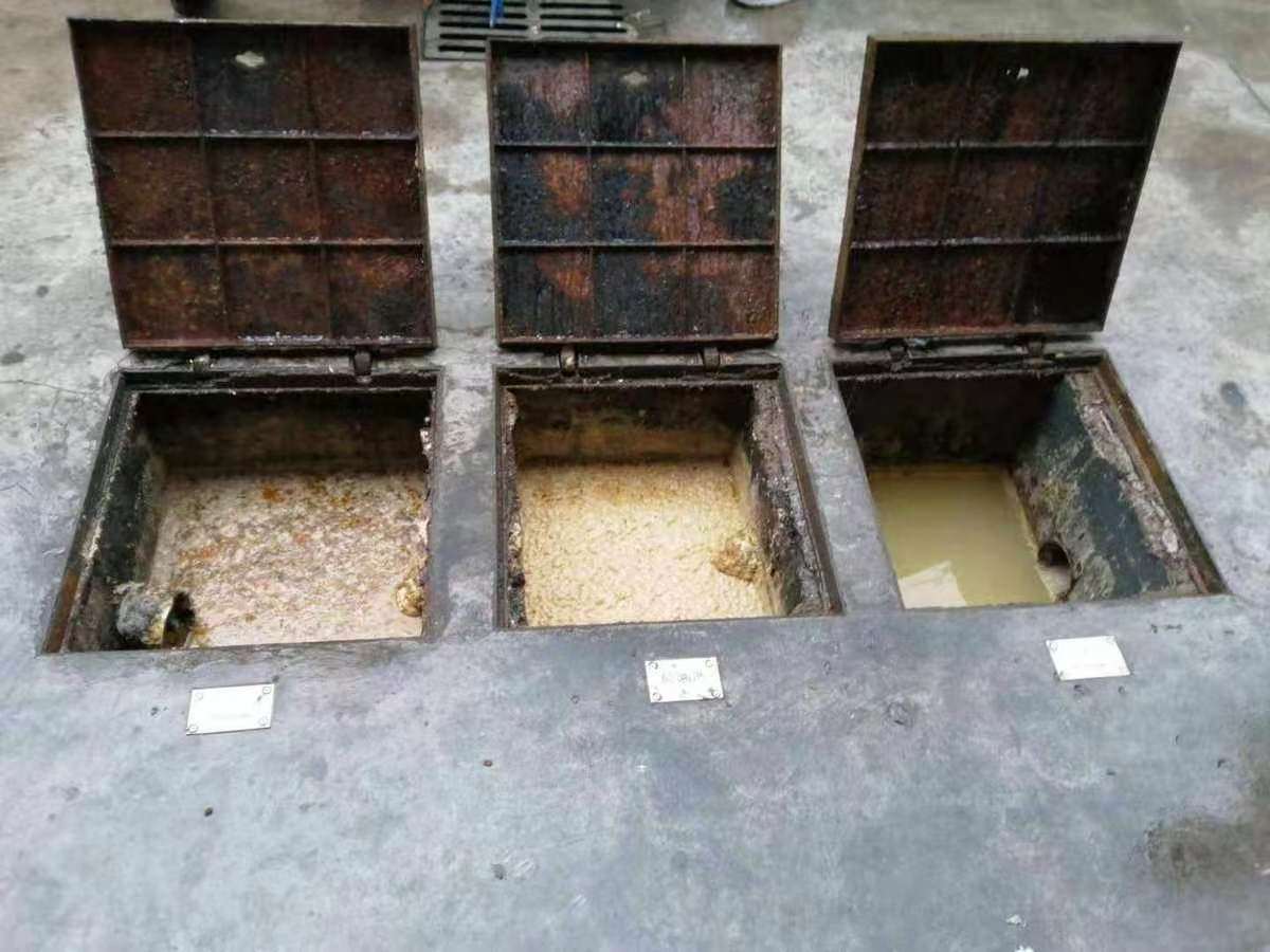 加乐镇清理隔油池-污水池清掏